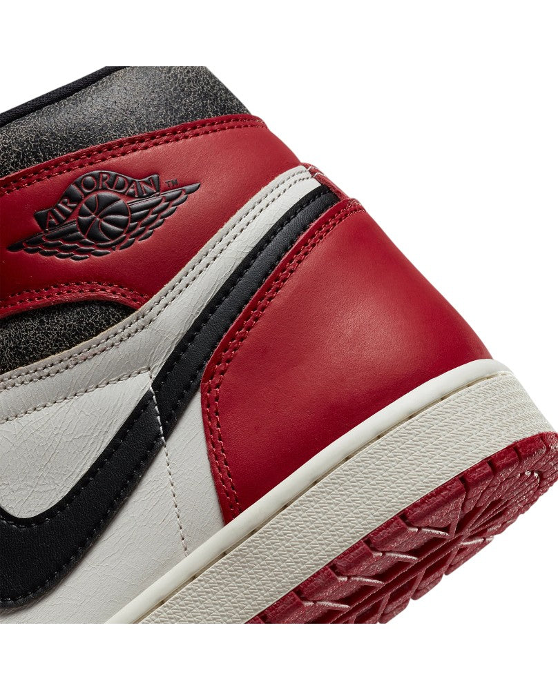 Air Jordan 1 Retro High OG - Chicago Lost and Found