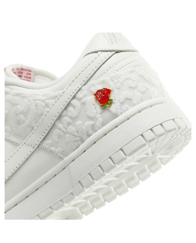 Nike Dunk Low - Give Her Flowers